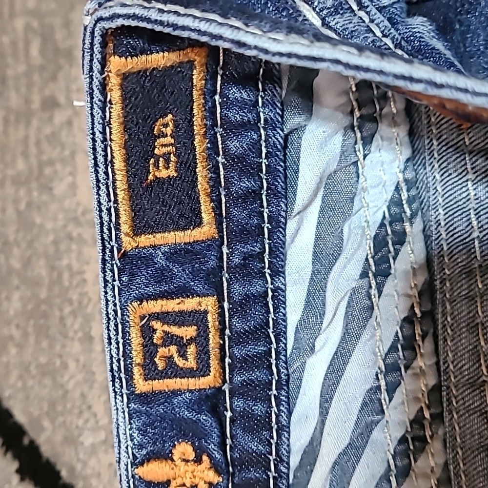 ROCK REVIVAL ENA EMBROIDERED RHINESTONES BOOT-CUT DENIM JEAN - Picture 15 of 16